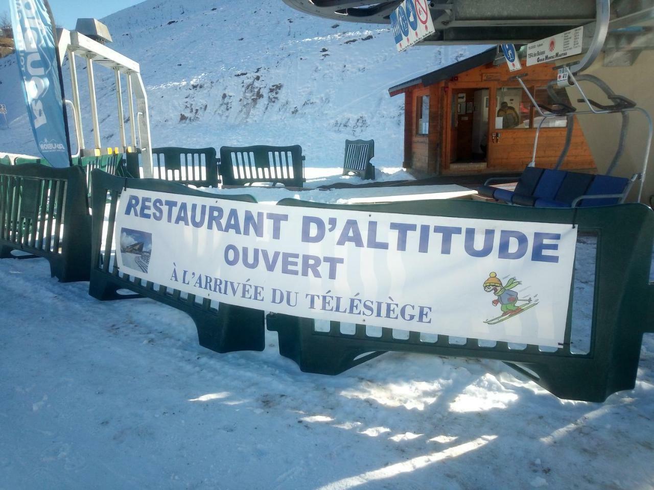 Le Chalet Des Buisses Hotel Roubion Exterior foto